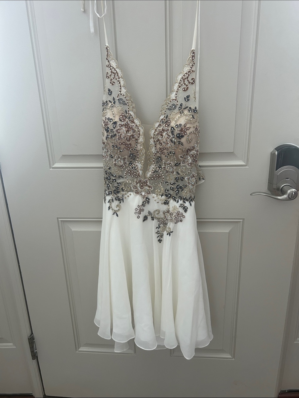 JVN White Chiffon & Embellished V-Neck Cocktail Dress